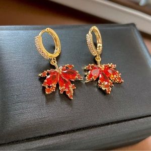 Maple leaf earrings